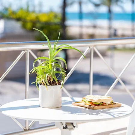 Marea 호텔 Vilanova i la Geltrú